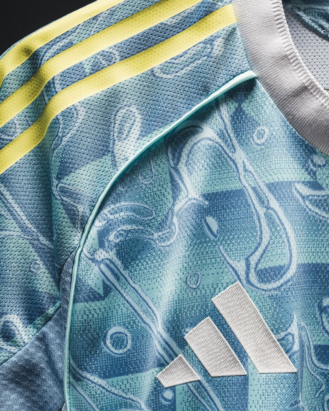 Juventus FC 2025/26 Away Jersey [Player Version]