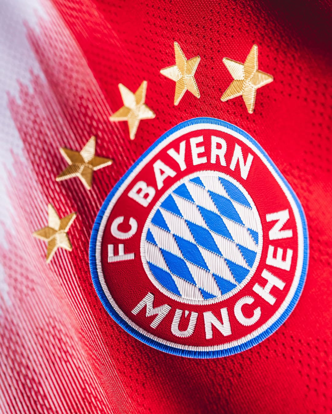 FC Bayern Munich 2025/26 Home Jersey [Player Version]