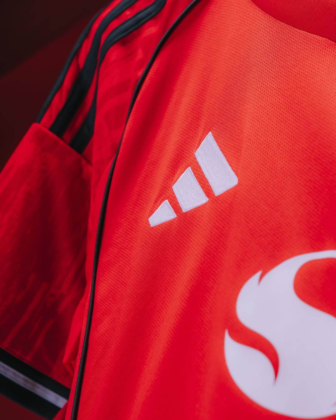 Manchester United 2025/26 Home Jersey [Player Version]
