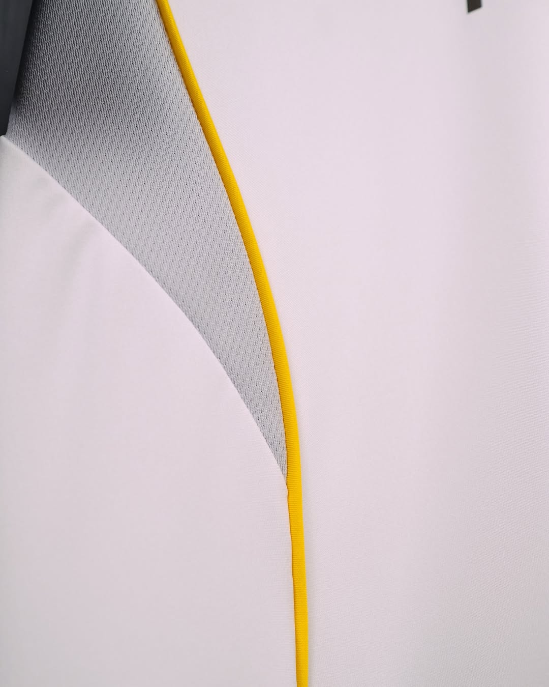 Real Madrid 2025/26 Home Jersey [Player Version]